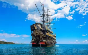 Kemer Korsan Tekne Turu | Dragon Teknesi ile Koylar Turu |  Alkollü ve Alkolsüz Paket Seçenekleri | Memnuniyet Grantili!